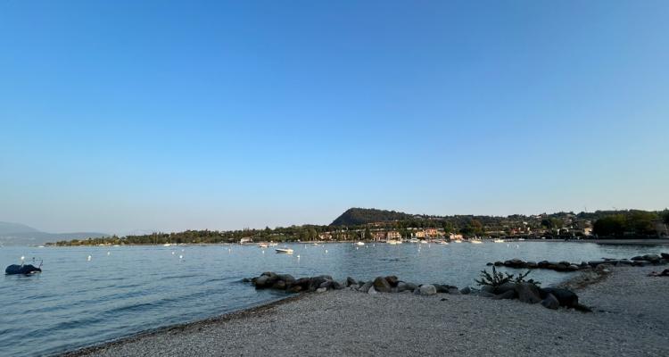 Holiday apartments on Lake Garda near the beach